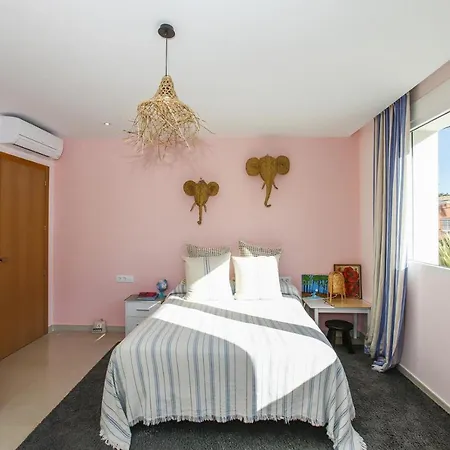 063 Lavanda Villa *
